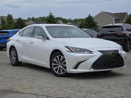 2021 Lexus ES 250 Base
