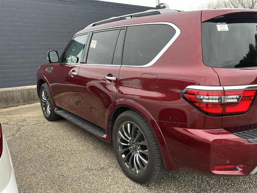 2024 Nissan Armada Platinum