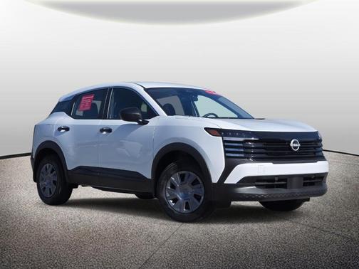 2025 Nissan Kicks S