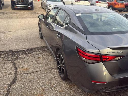 2021 Nissan Sentra SR