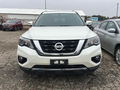2018 Nissan Pathfinder Platinum