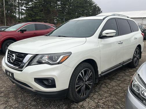 2018 Nissan Pathfinder Platinum