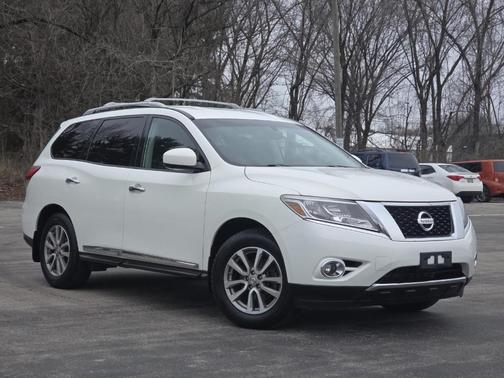 2016 Nissan Pathfinder SL