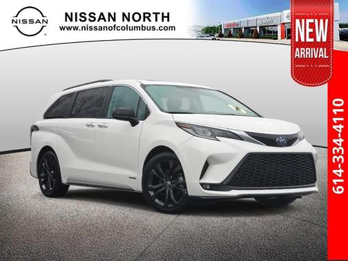 2021 Toyota Sienna XSE 7 Passenger