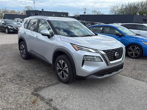 Brilliant Silver Metallic 2023 Nissan Rogue SV