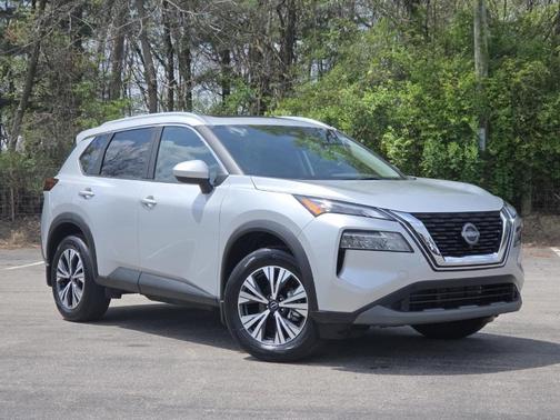 Brilliant Silver Metallic 2023 Nissan Rogue SV