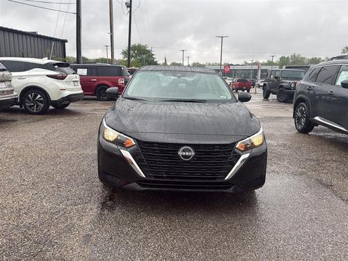 Black 2024 Nissan Sentra SV