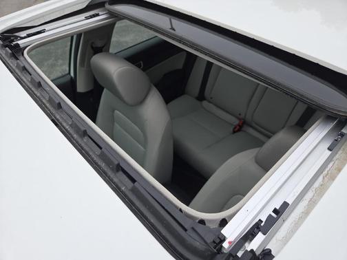 Platinum White Pearl 2024 Honda Civic EX