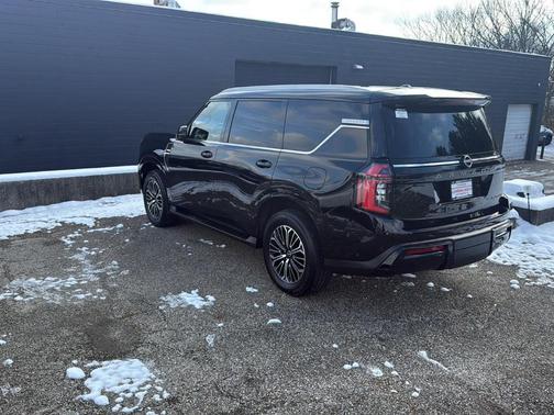 2025 Nissan Armada Platinum