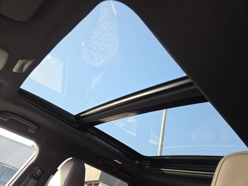 2025 Nissan Armada Platinum