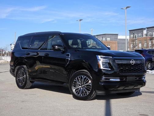 2025 Nissan Armada Platinum