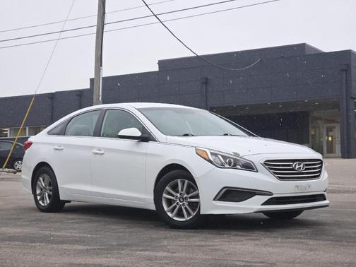 2016 Hyundai SONATA SE