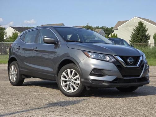 2022 Nissan Rogue Sport S