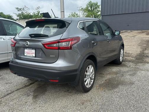 2022 Nissan Rogue Sport S