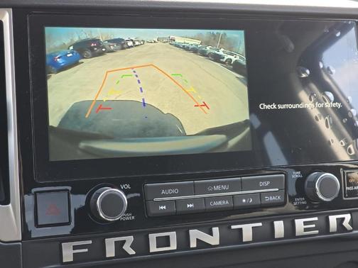 2025 Nissan Frontier SV