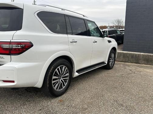 2024 Nissan Armada SL