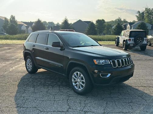 2021 Jeep Grand Cherokee Laredo