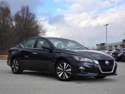2020 Nissan Altima 2.5 SV