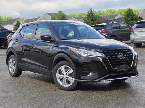 2023 Nissan Kicks S