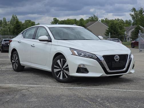 2022 Nissan Altima 2.5 SL