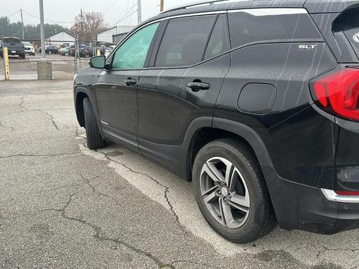 2021 GMC Terrain SLT