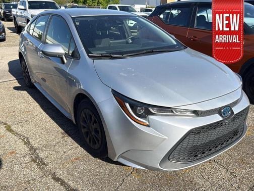 Classic Silver Metallic 2021 Toyota Corolla Hybrid LE