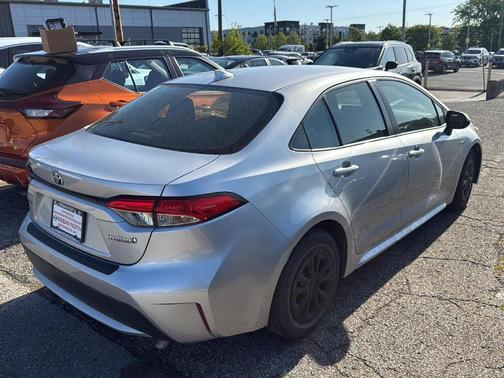 Classic Silver Metallic 2021 Toyota Corolla Hybrid LE
