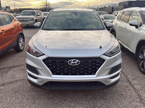 Stellar Silver 2021 Hyundai TUCSON SE