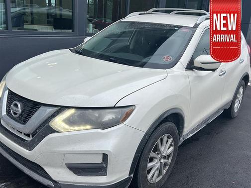 2017 Nissan Rogue SV