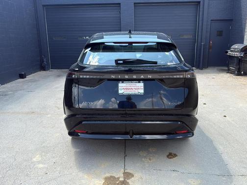 Black Diamond 2023 Nissan ARIYA EVOLVE+