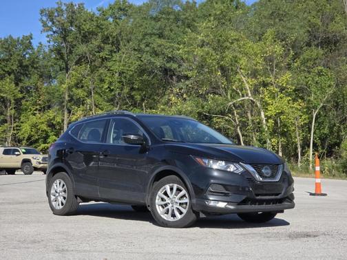 2021 Nissan Rogue Sport SV