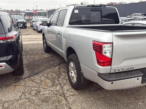 2019 Nissan Titan SV