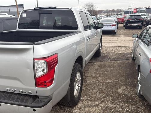 2019 Nissan Titan SV