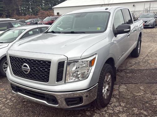 2019 Nissan Titan SV