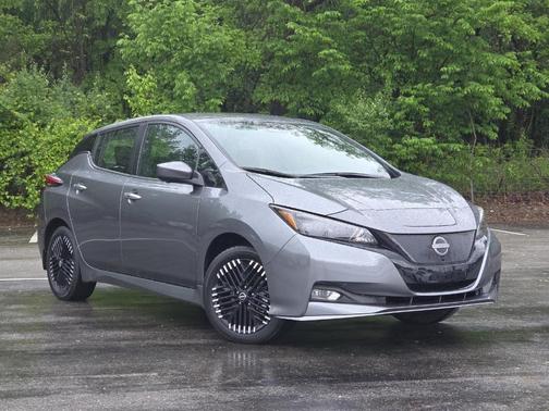 Gun Metallic 2024 Nissan Leaf SV PLUS