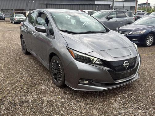 Gun Metallic 2024 Nissan Leaf SV PLUS