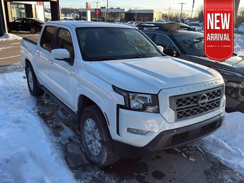2023 Nissan Frontier SV