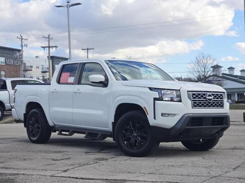 2023 Nissan Frontier SV