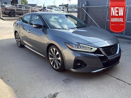 Gun Metallic 2019 Nissan Maxima 3.5 Platinum