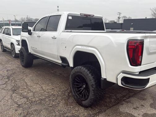 2022 GMC Sierra 2500 Denali