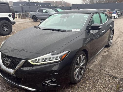 2023 Nissan Maxima Platinum