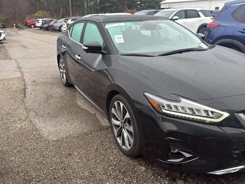 2023 Nissan Maxima Platinum