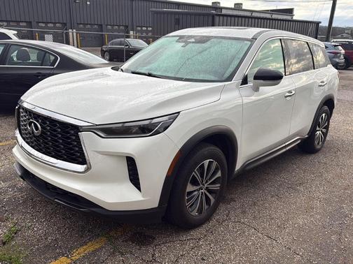 2024 INFINITI QX60 Pure