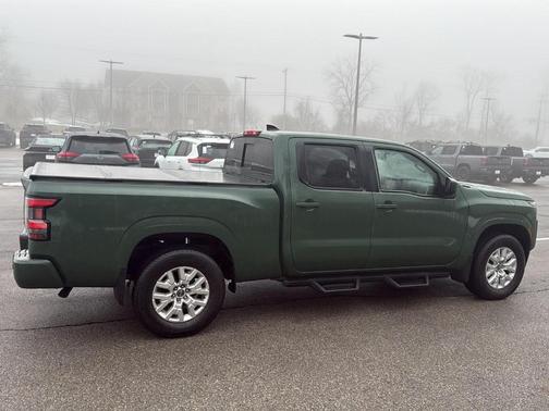 2023 Nissan Frontier SV