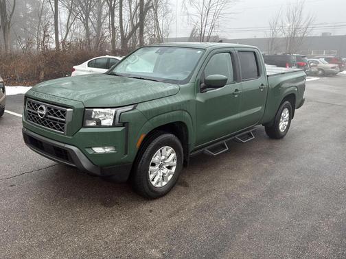 2023 Nissan Frontier SV