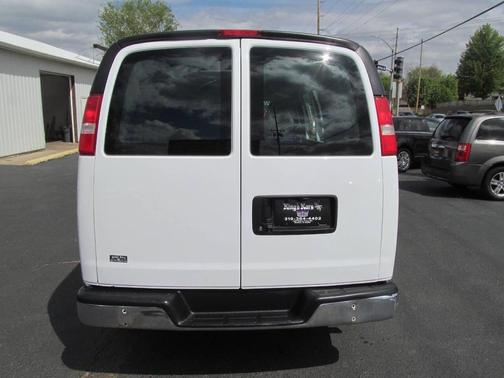 WHITE 2019 GMC Savana 2500 Work Van