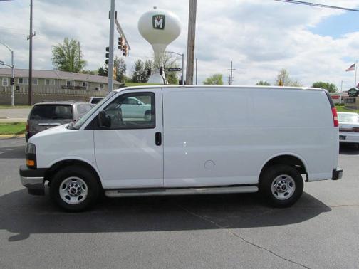 WHITE 2019 GMC Savana 2500 Work Van