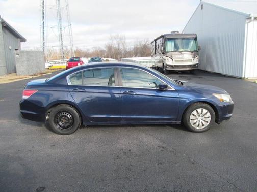 2010 Honda Accord LX 4dr Sedan 5A