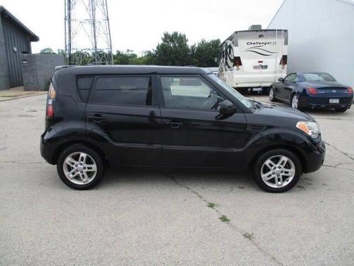 2011 Kia Soul +