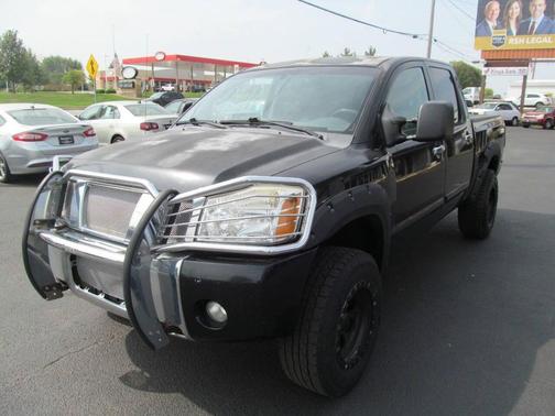 2007 Nissan Titan XE Crew Cab